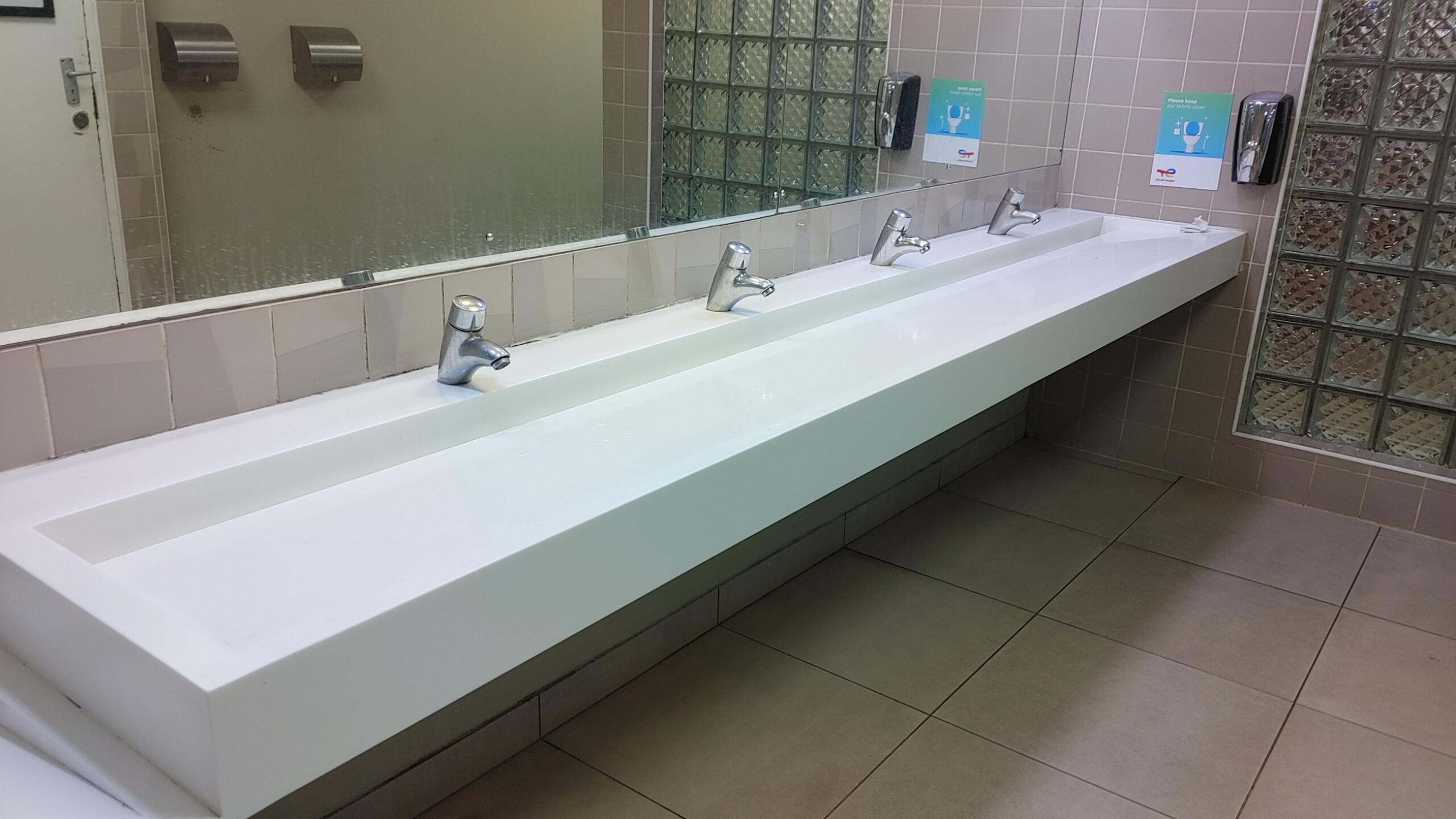 Commercial Vanity